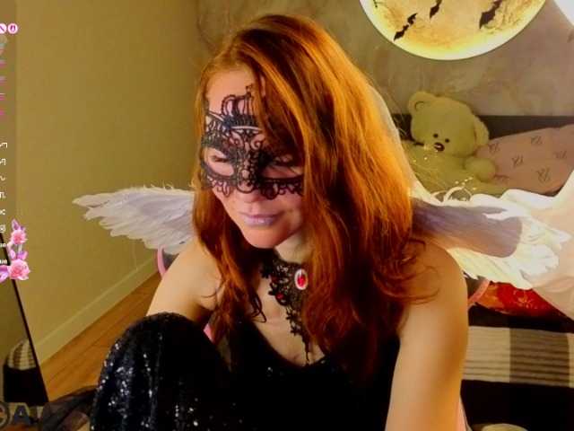 Margo-Kelly live cam