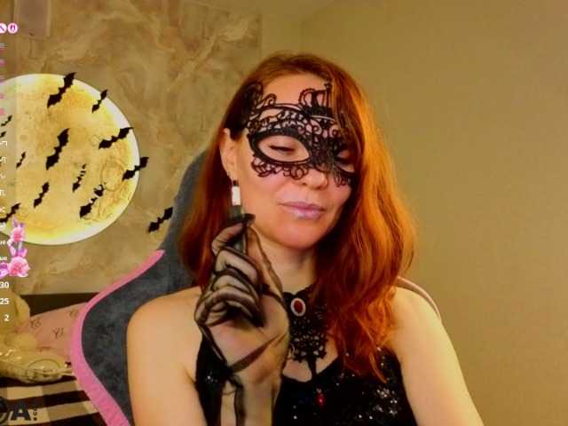 Margo-Kelly live cam