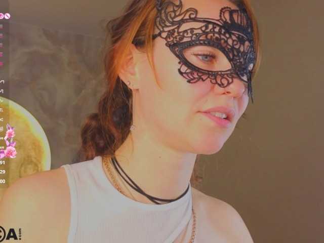 Margo-Kelly live cam on BongaCams