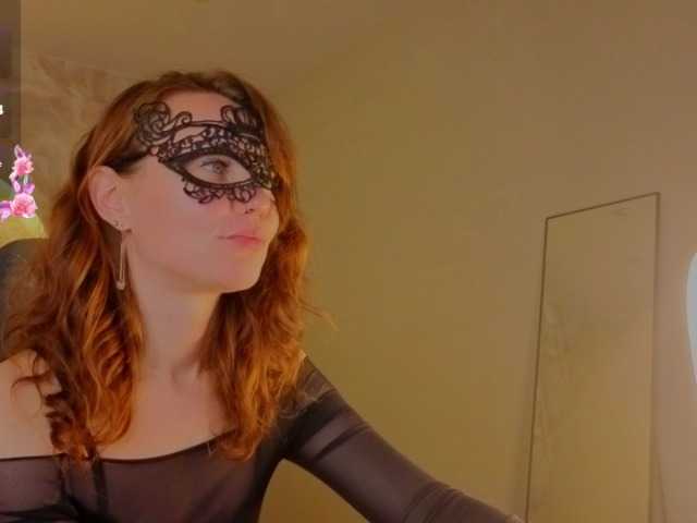 Margo-Kelly live cam on BongaCams