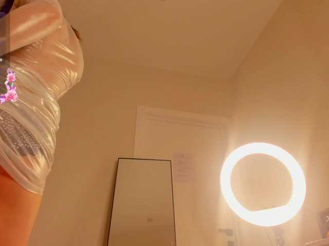 Margo-Kelly live cam on BongaCams