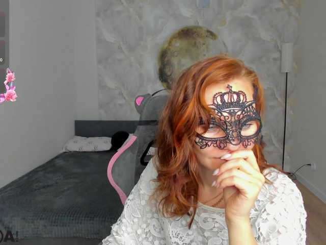 Margo-Kelly live webcam show