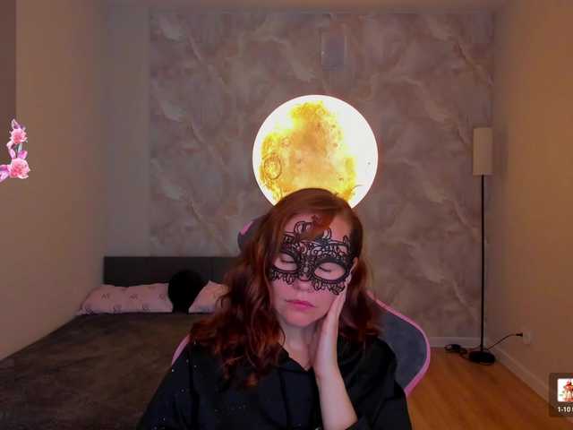 Margo-Kelly live webcam show