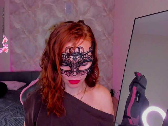 Margo-Kelly live cam on BongaCams