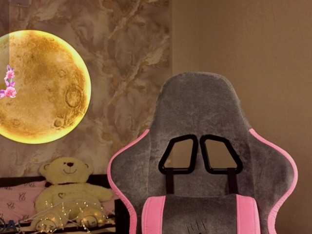 Margo-Kelly live cam preview