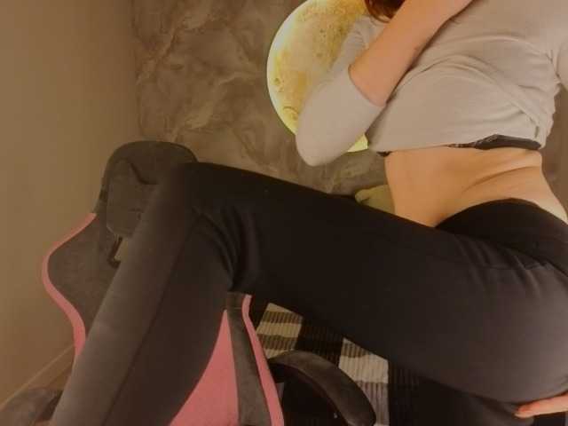 Margo-Kelly live cam preview