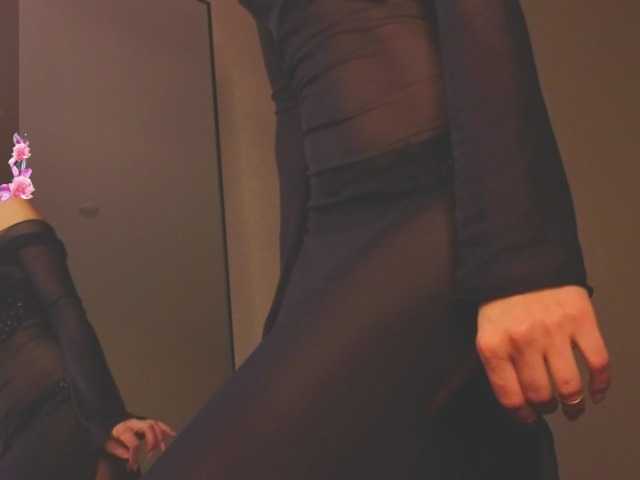 Margo-Kelly, live now on BongaCams