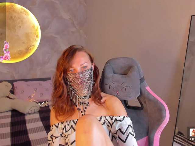 Margo-Kelly live cam on BongaCams