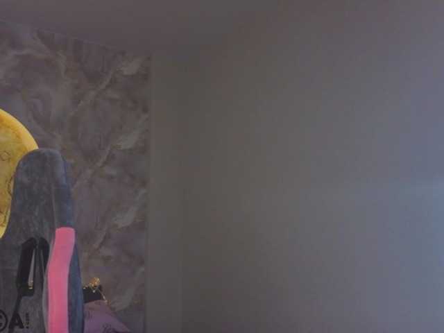 Margo-Kelly, en vivo ahora en BongaCams