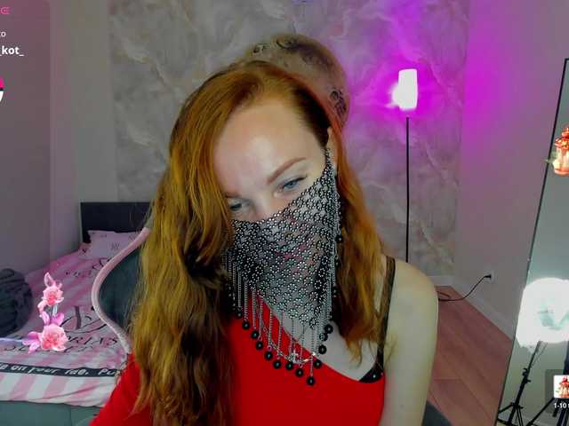 Margo-Kelly live cam on BongaCams