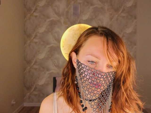 Margo-Kelly live cam on BongaCams