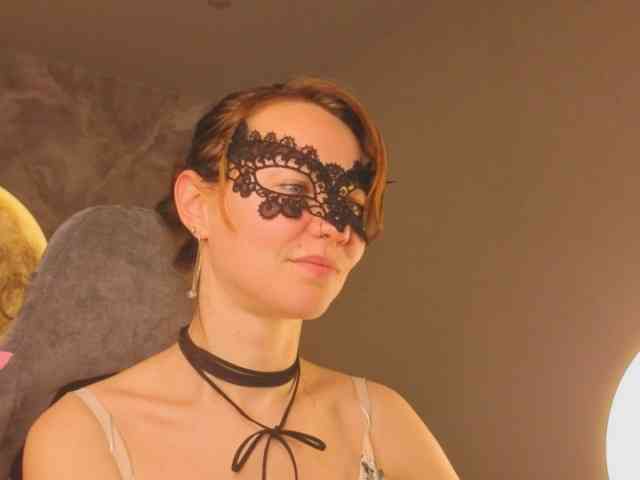 Margo-Kelly Margo-Kelly