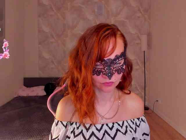 Margo-Kelly Live Webcam on BongaCams