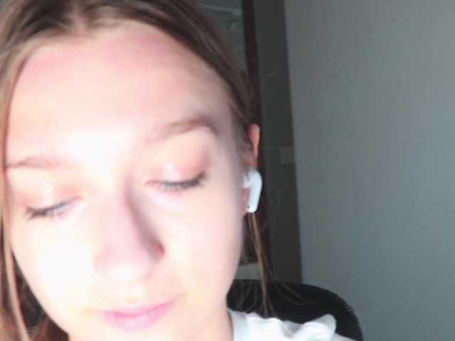 alisaa01 live cam on BongaCams