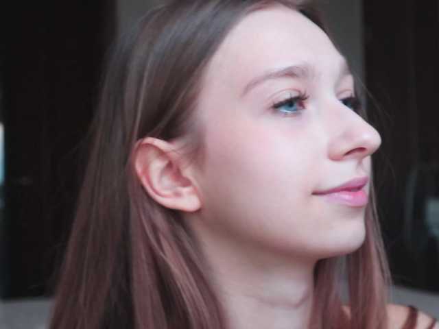 alisaa01 live cam on BongaCams