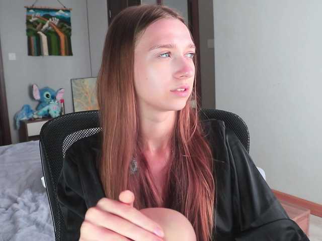 alisaa01 live webcam show