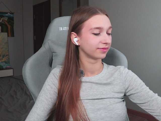 alisaa01 live cam on BongaCams