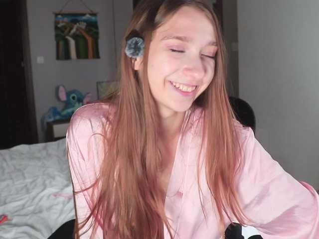 alisaa01 live cam on BongaCams