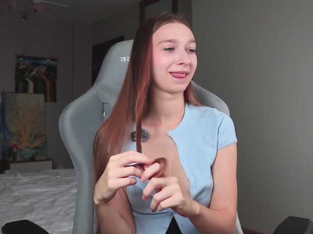 alisaa01 live cam on BongaCams