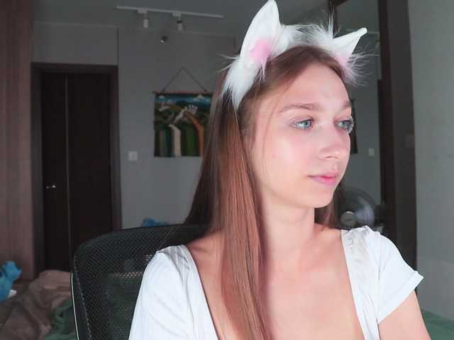 alisaa01 live cam on BongaCams
