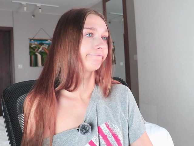 alisaa01 live cam on BongaCams