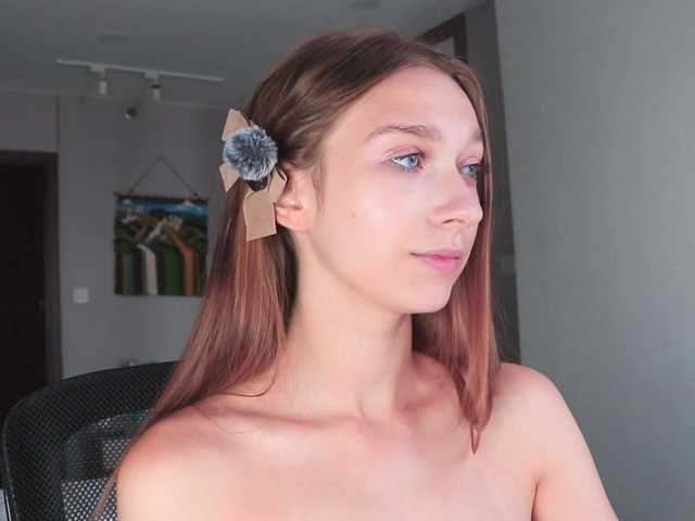 alisaa01 live cam on BongaCams