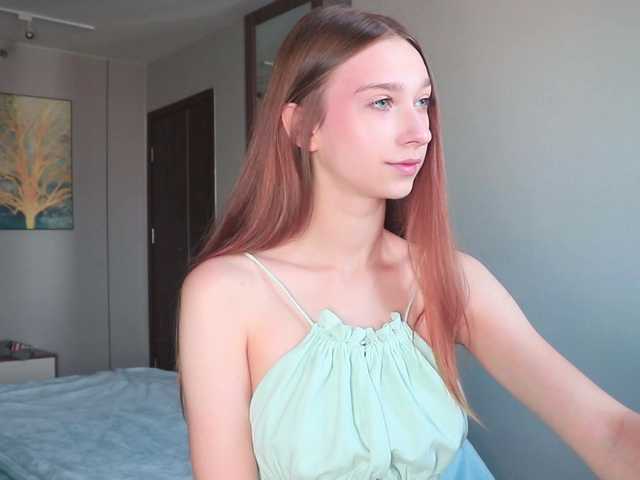 alisaa01 live cam on BongaCams
