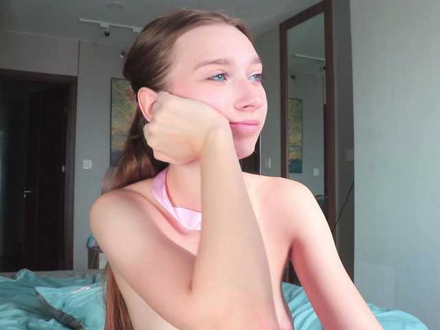 alisaa01 live cam on BongaCams