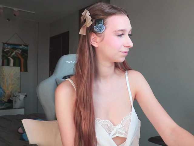 alisaa01 live cam on BongaCams