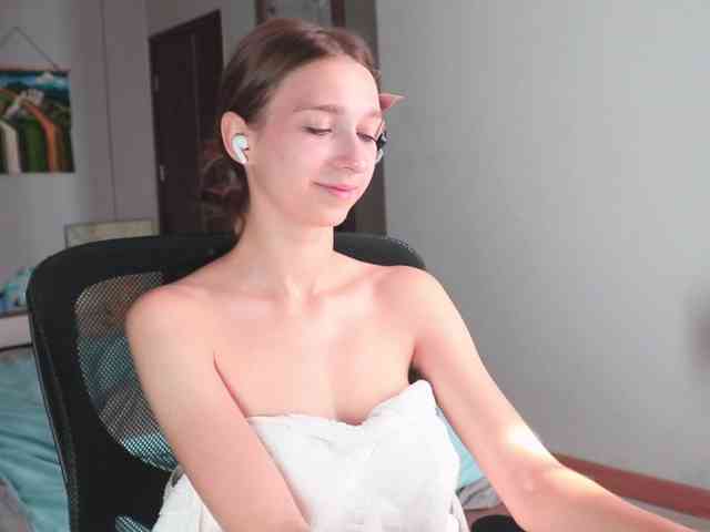 alisaa01 webcam