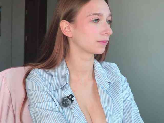alisaa01 webcam
