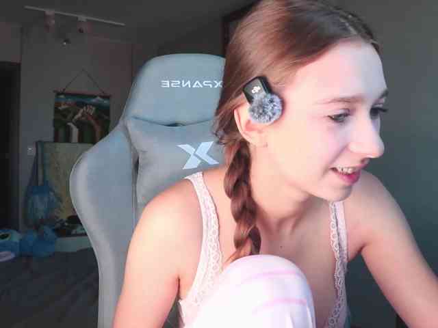alisaa01 alisaa01