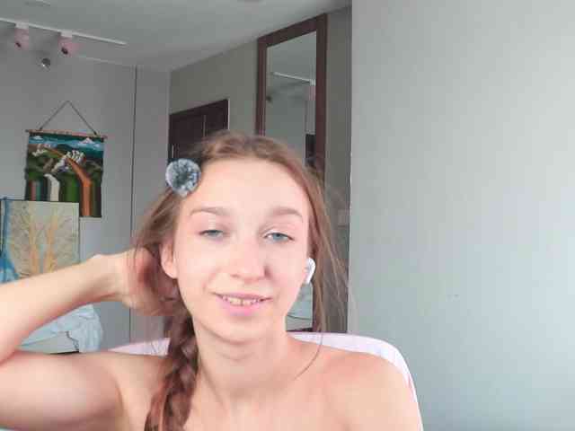 Модель: alisaa01