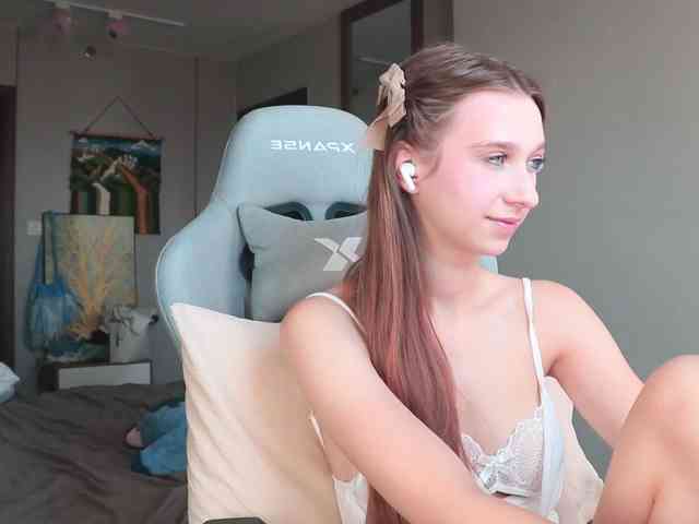 alisaa01 webcam