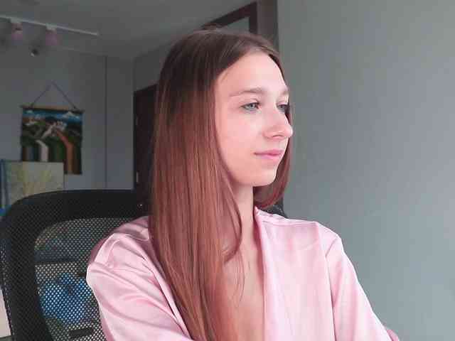 Модель: alisaa01