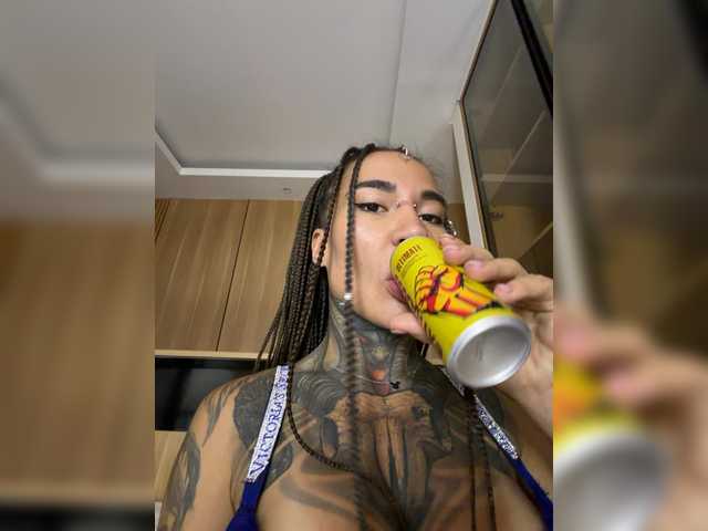 Kristabella-Grey live cam on BongaCams