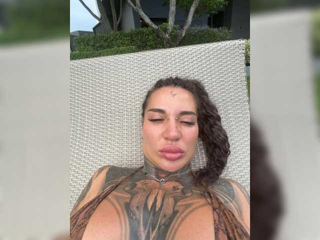 Live трансляция Kristabella - Runet.cam