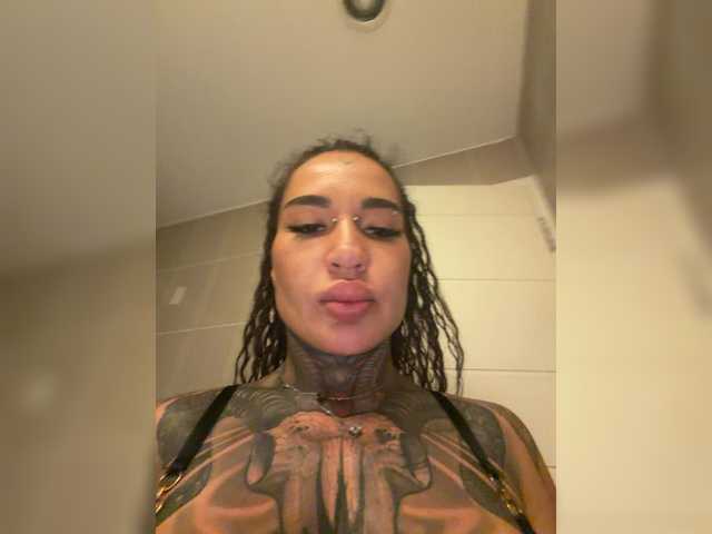 Kristabella live cam preview