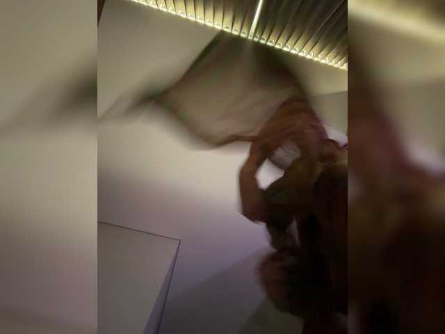 Kristabella-Grey live cam on BongaCams