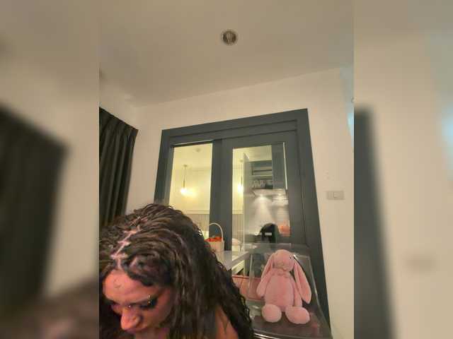 Kristabella-Grey live cam on BongaCams