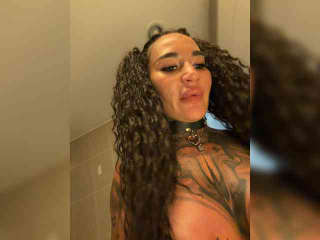 Kristabella-Grey Sex Cam Show