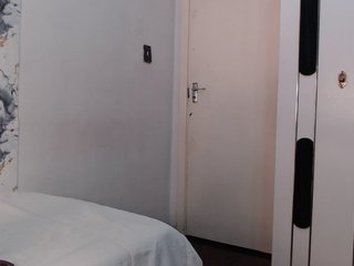 CurvyJ255