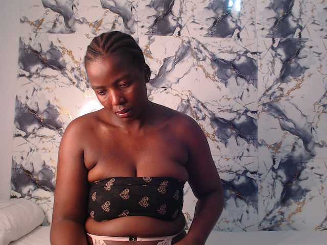 CurvyJ255