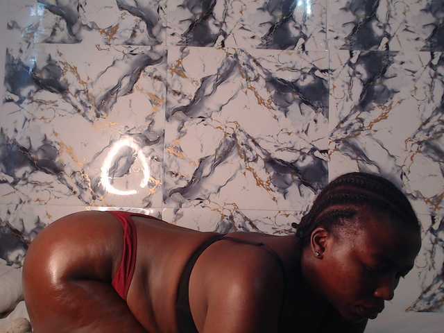 CurvyJ255