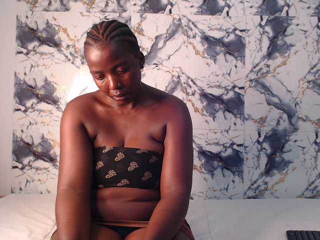 CurvyJ255