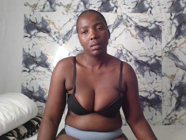 CurvyJ255