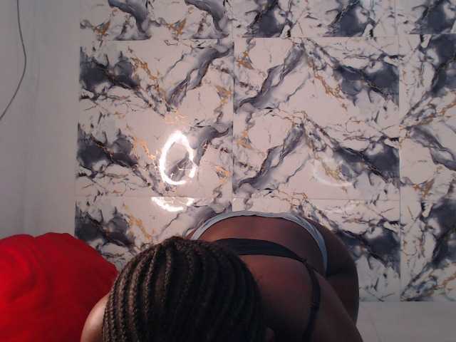 CurvyJ255