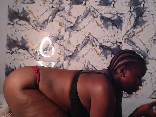 CurvyJ255 live cam on UnifiedCams