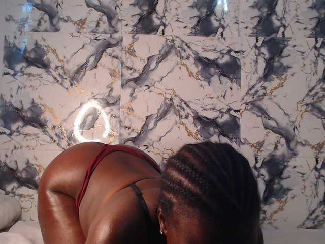 CurvyJ255