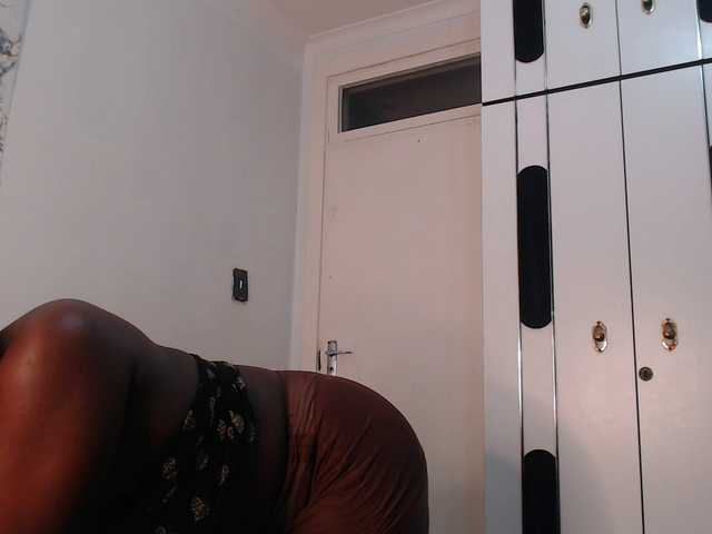 CurvyJ255